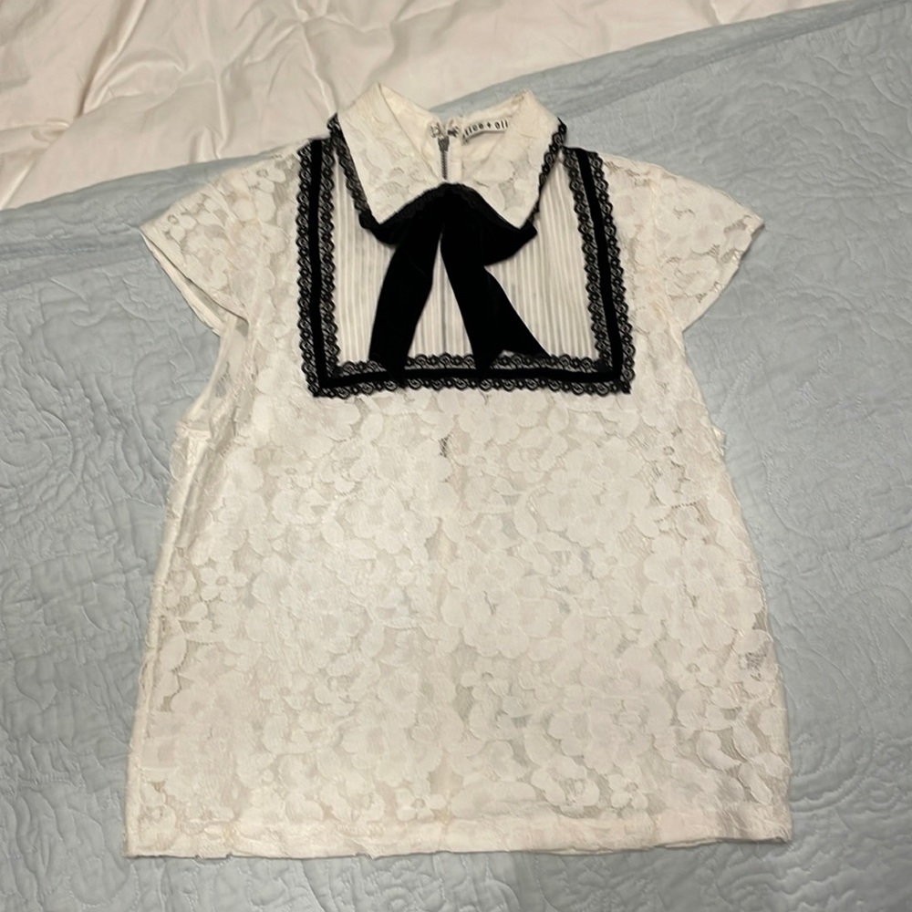 ALICE & OLIVIA lace and velvet bow cap sleeve
